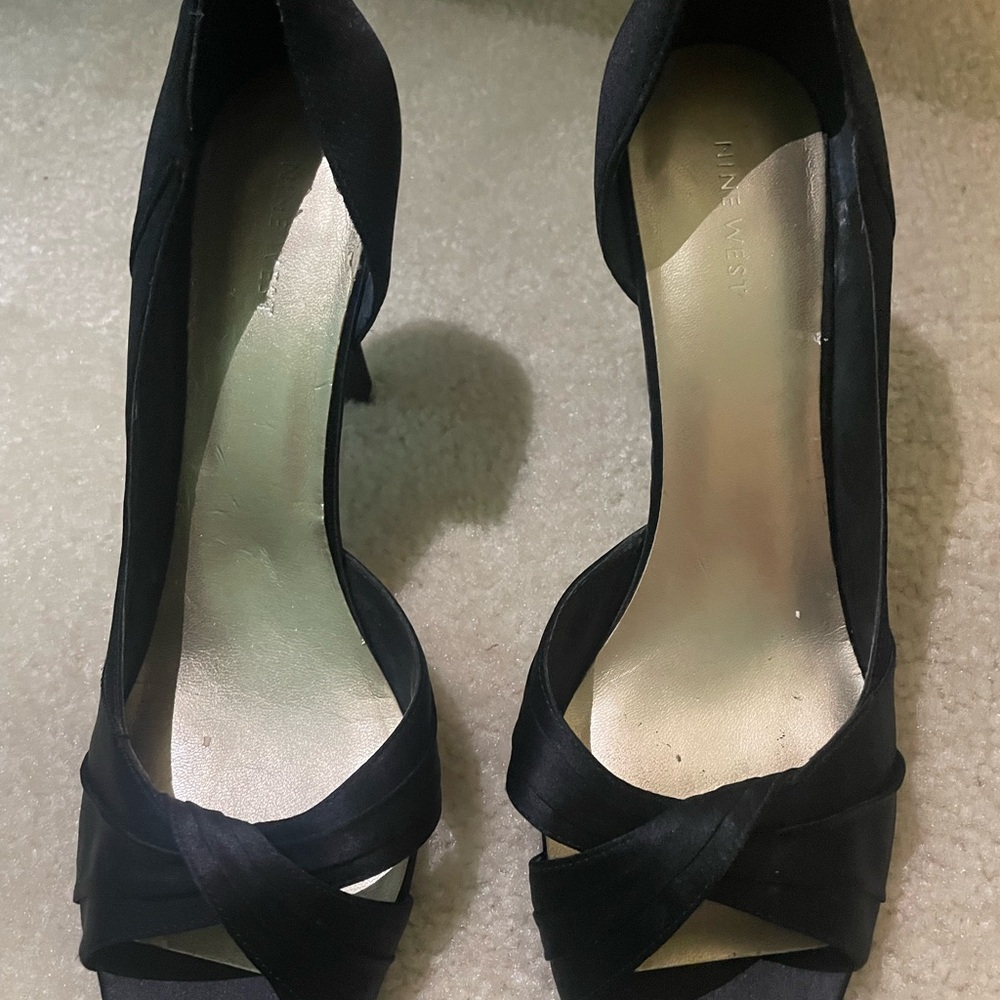 Nine West Black Satin Heels